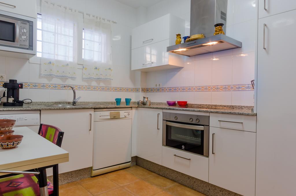 Apartamentos Mas Conil Коніль-де-ла-Фронтера Номер фото